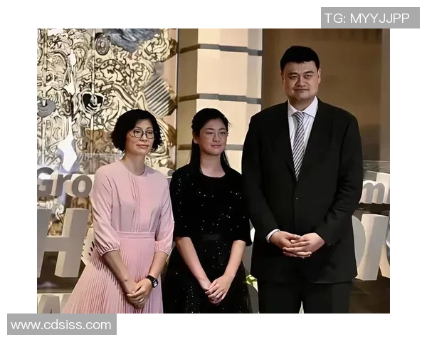 姚明父子情深篮球传承的故事与梦想